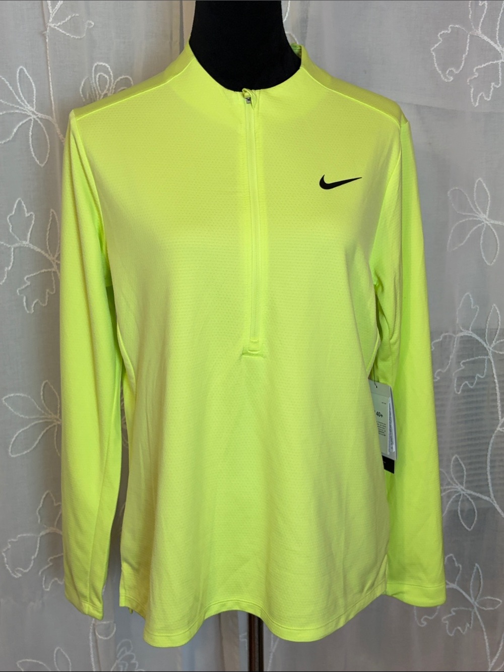 Nike Women's Neon Yellow Long-Sleeve Half-Zip Athletic Top mandarin collar M